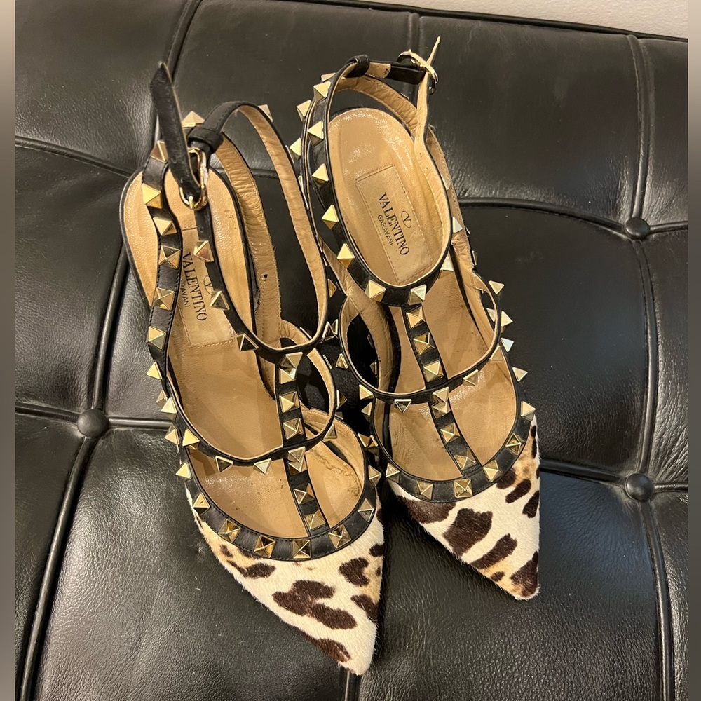 Valentino Leopard Rockstuds